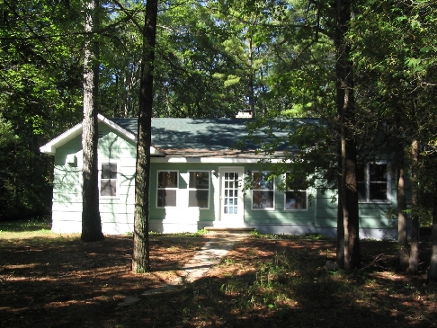 A picture of the cottage